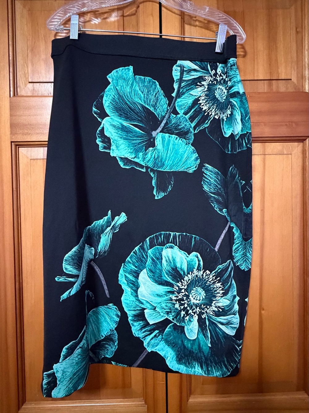 Green Skirt, below knee, ALFANI